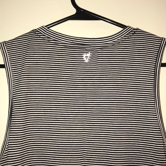 Betsey Johnson Split Side Long Muscle Tank - Picture 5 of 6